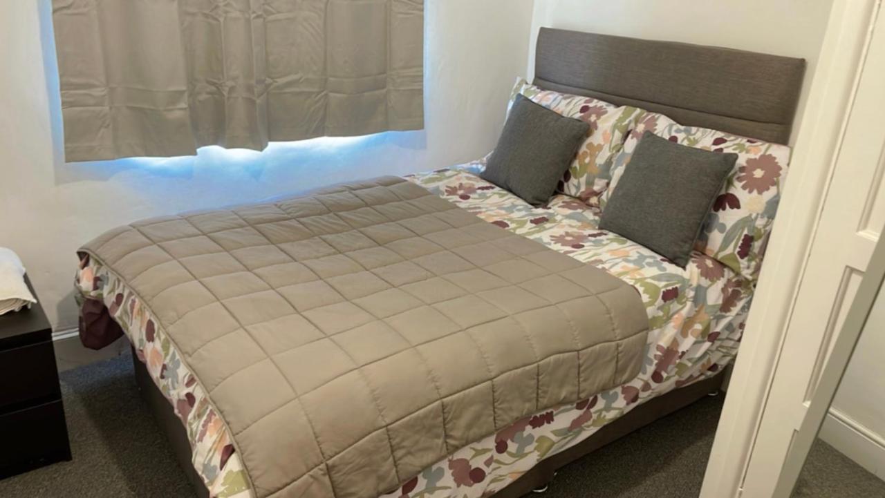 Small Room In Horfield 3 Бристоль Экстерьер фото